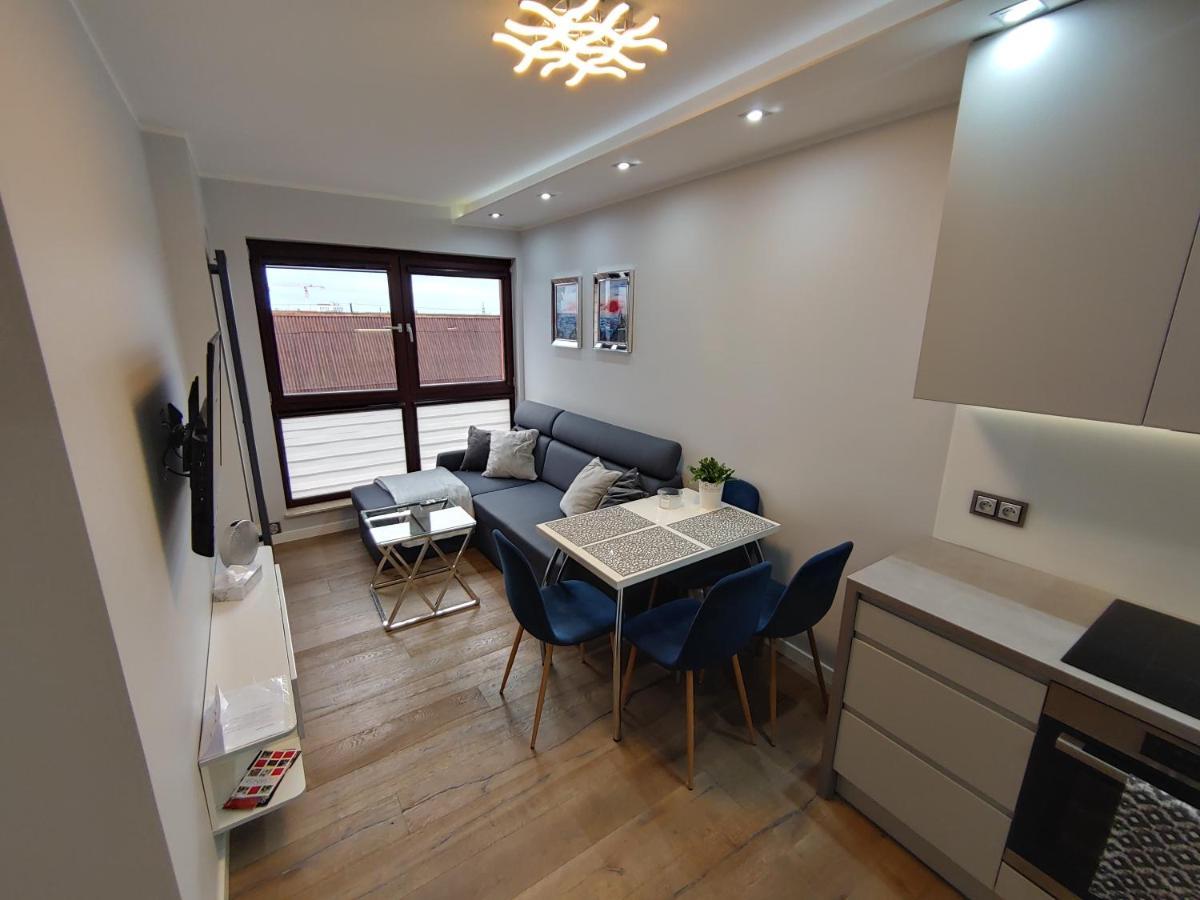 Apartament Chmielna - Waterlane Island กดัญสก์ ภายนอก รูปภาพ