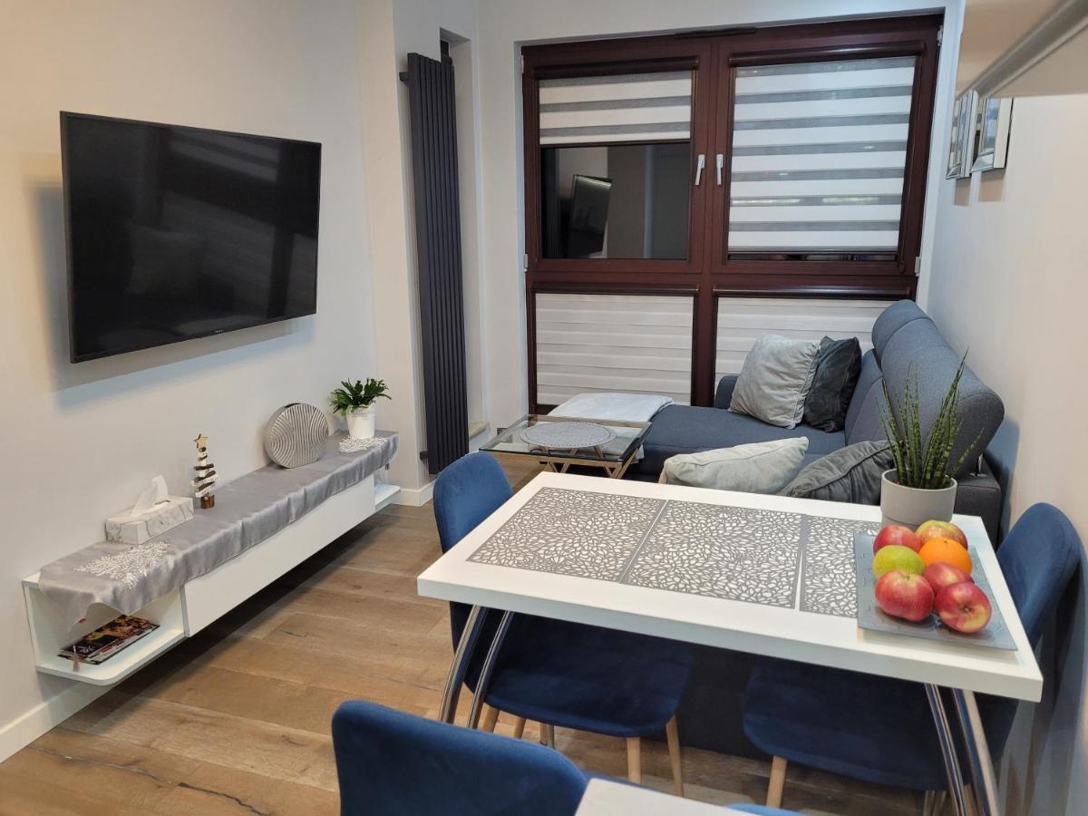 Apartament Chmielna - Waterlane Island กดัญสก์ ภายนอก รูปภาพ